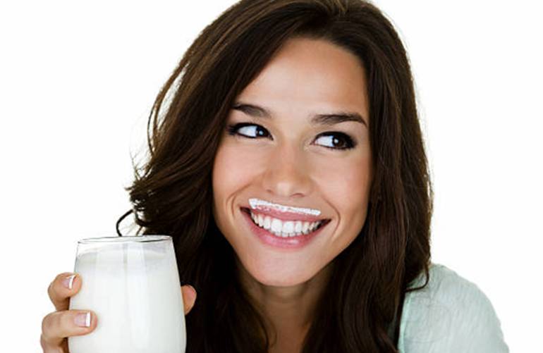 18 bienfaits du lait d'avoine sur la santé et la beauté