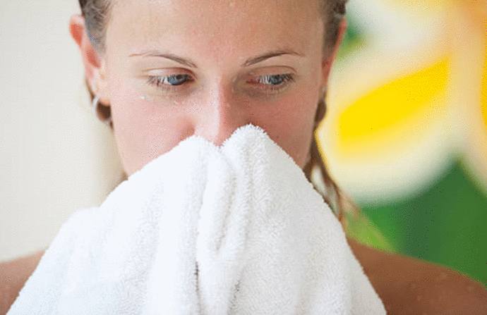 comment enlever odeur humidité serviette