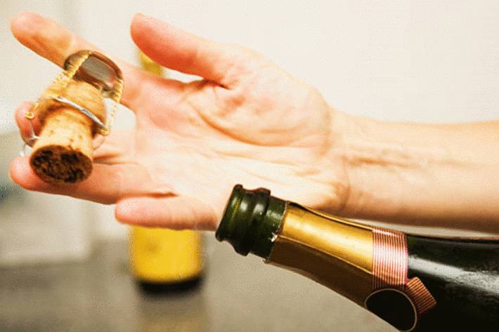 5 astuces pour ouvrir une bouteille champagne