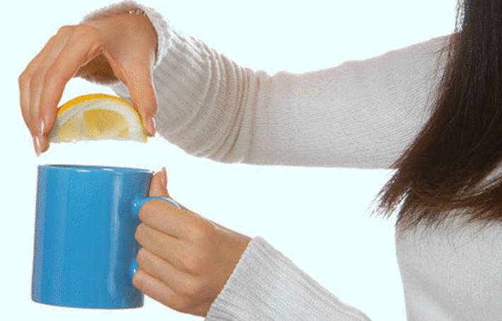 10 bienfaits de l'eau chaude au citron