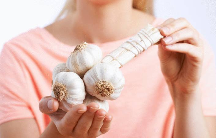 What are the benefits of garlic on an empty stomach - all practical