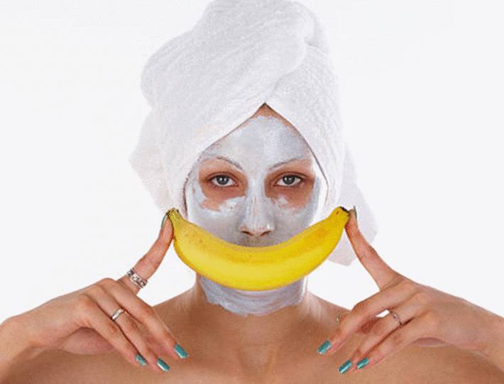 masque à la banane pour traiter cheveux frisés