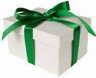 cadeau blanc noeud vert